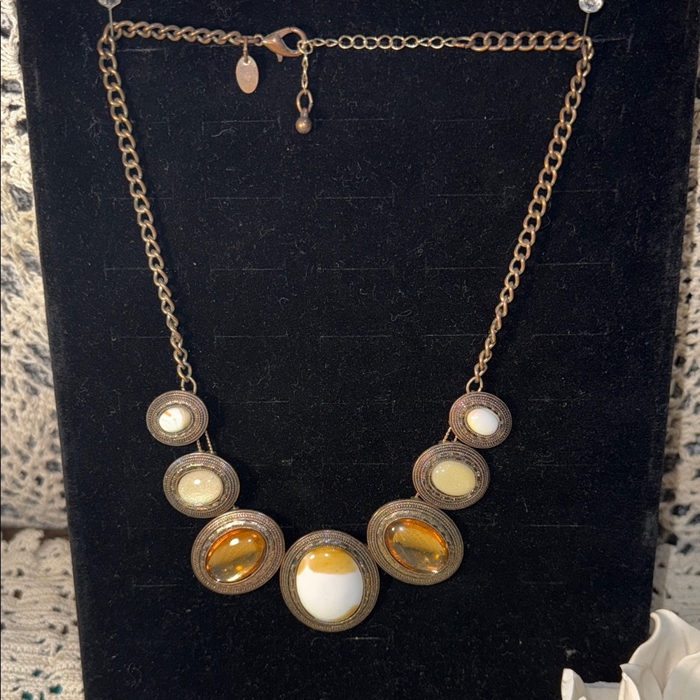 Charming Charlie Gold Tone and Cream Necklace